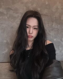 Actress Han Sung-min HD Photos and Wallpapers June 2025
