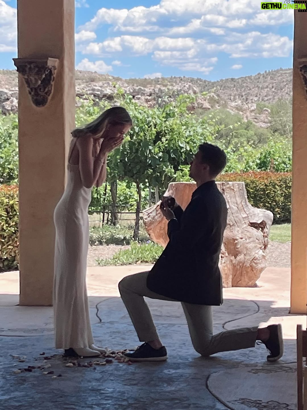 Hana Hayes - 2.4K Likes - The beginning of forever & always 
The easiest ‘yes’ of my life