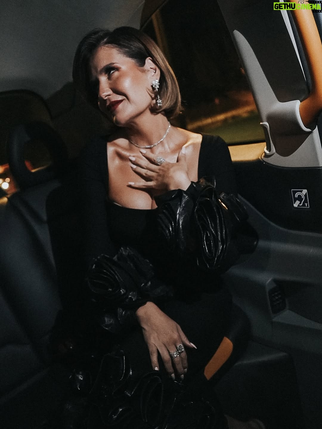 Hana Sheha - 14.5K Likes - LOVE 🖤