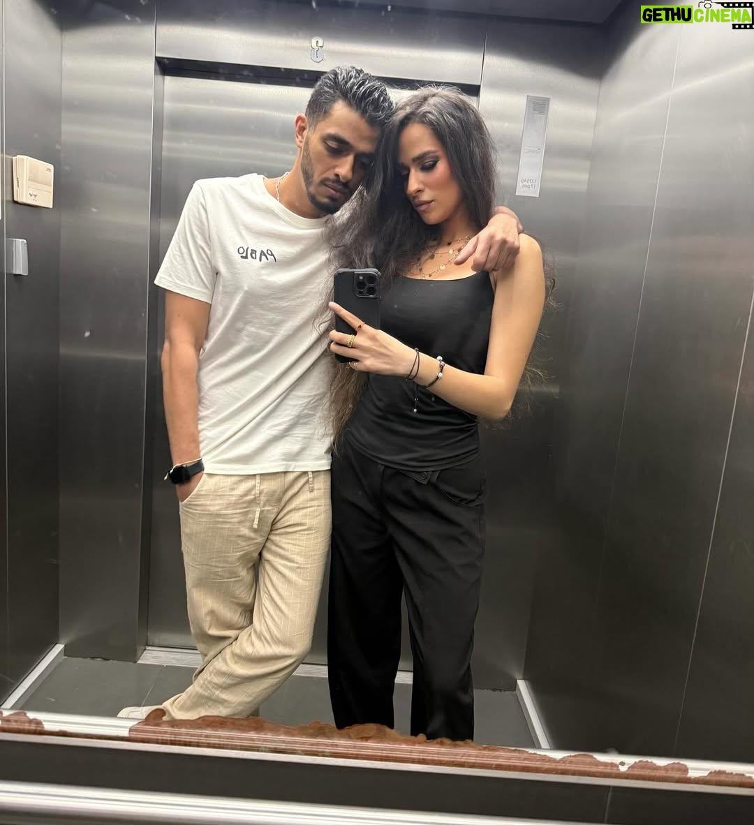 Hana Yousry - 21.4K Likes - كل سنة و انت الحب… و دايما ظهري و سندي.. ربنا يحفظك ليا العمر كله يا حبيبي قلبي.. يا ارجل راجل عرفته في حياتي.. ربنا يخليني ليك.. 😘❤️🌹