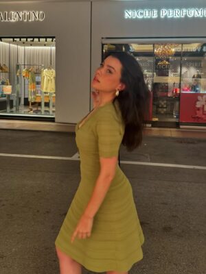 Hanane El Khader Instagram - Disfruta cada momento 🇪🇸 #hananeelkhader
