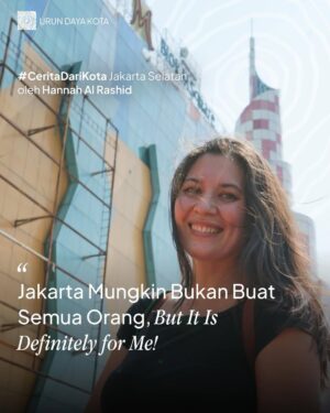 Hannah Al Rashid Instagram - Tiap jengkal Jakarta memang penuh kendaraan, tapi kota mesti selalu sediakan warganya ruang aman pada mereka yang bepergian. Buat @hannahalrashid, cipta ruang aman di kota, enggak bisa sendirian.

Kami percaya, tiap kota punya caranya sendiri untuk bercerita. Kalau punya kisah tentang kotamu, kami mengundangmu membagikannya melalui ruang kecil yang kami sediakan pada bit.ly/ceritadarikota.

#UrunDayaKota
#TheCityGuideline
#CeritaDariKota
#Jakarta