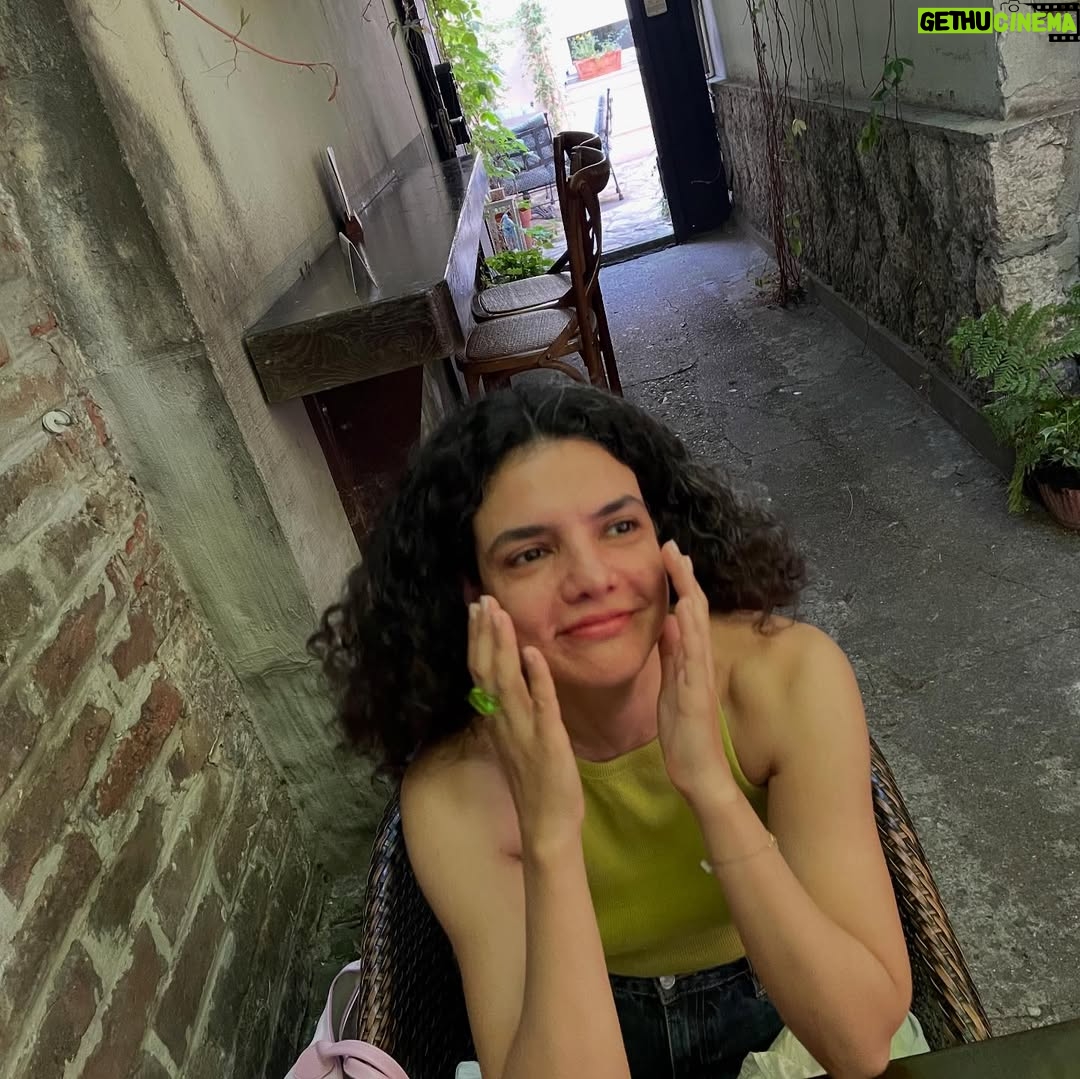 Hare Sürel - 6.5K Likes - 🦎🌸