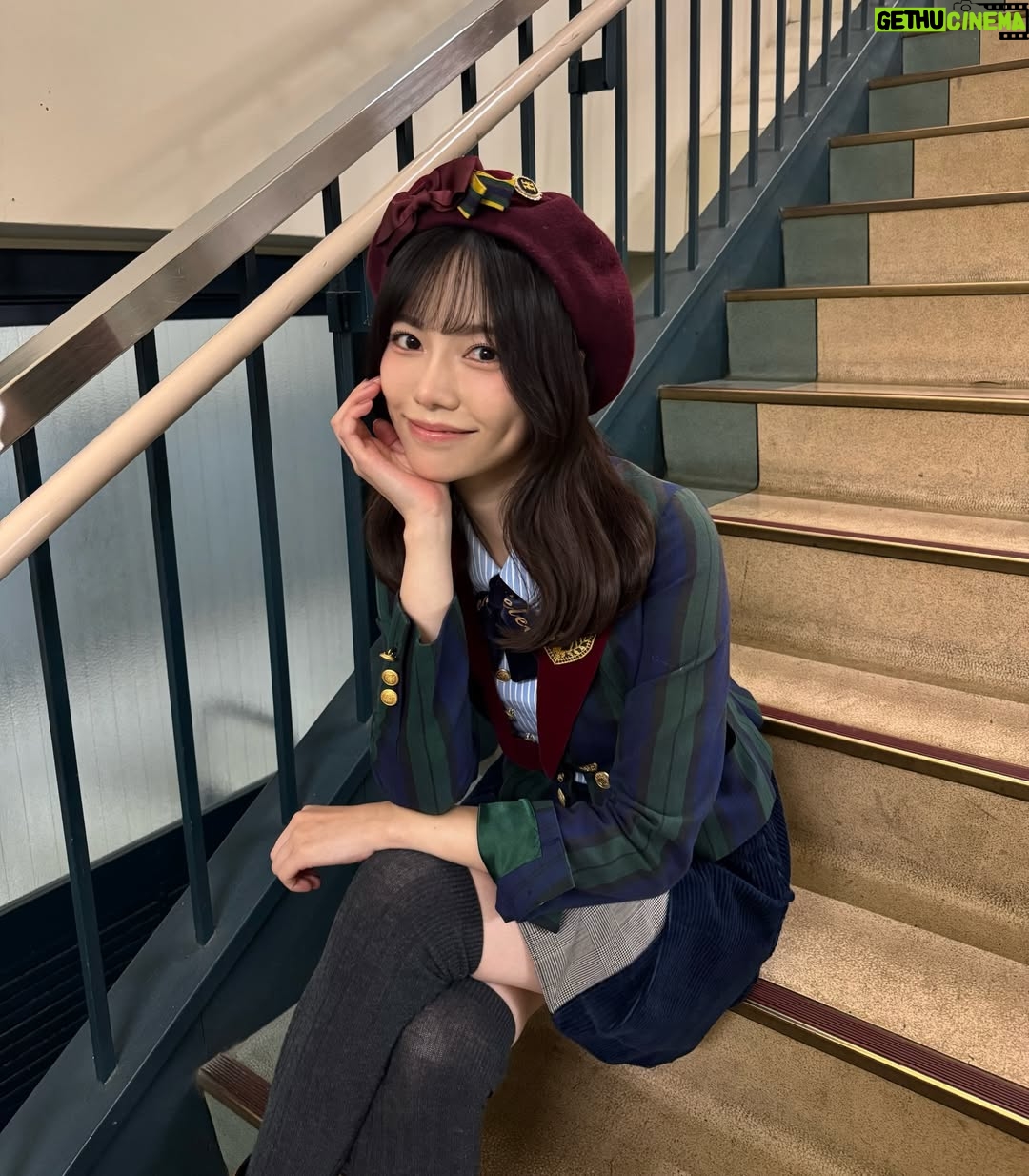 Haruka Shimazaki - 86.6K Likes - 13年前の今日、私にとって特別な曲「永遠プレッシャー」が発売されました。
そんな日にじゃんけん大会の会場でもあった日本武道館で、この曲を歌えたことに、奇跡みたいな縁を感じています。
AKB48、20周年おめでとう！！

Hair & Makeup @ru.025h 
メイクは令和のアイドルメイクにしていただきました✨
まつ毛は一本ずつつけまつ毛で、感動🥺
写真は無加工にしたので是非メイクの参考にしてみてね！

#AKBは青春ですin武道館