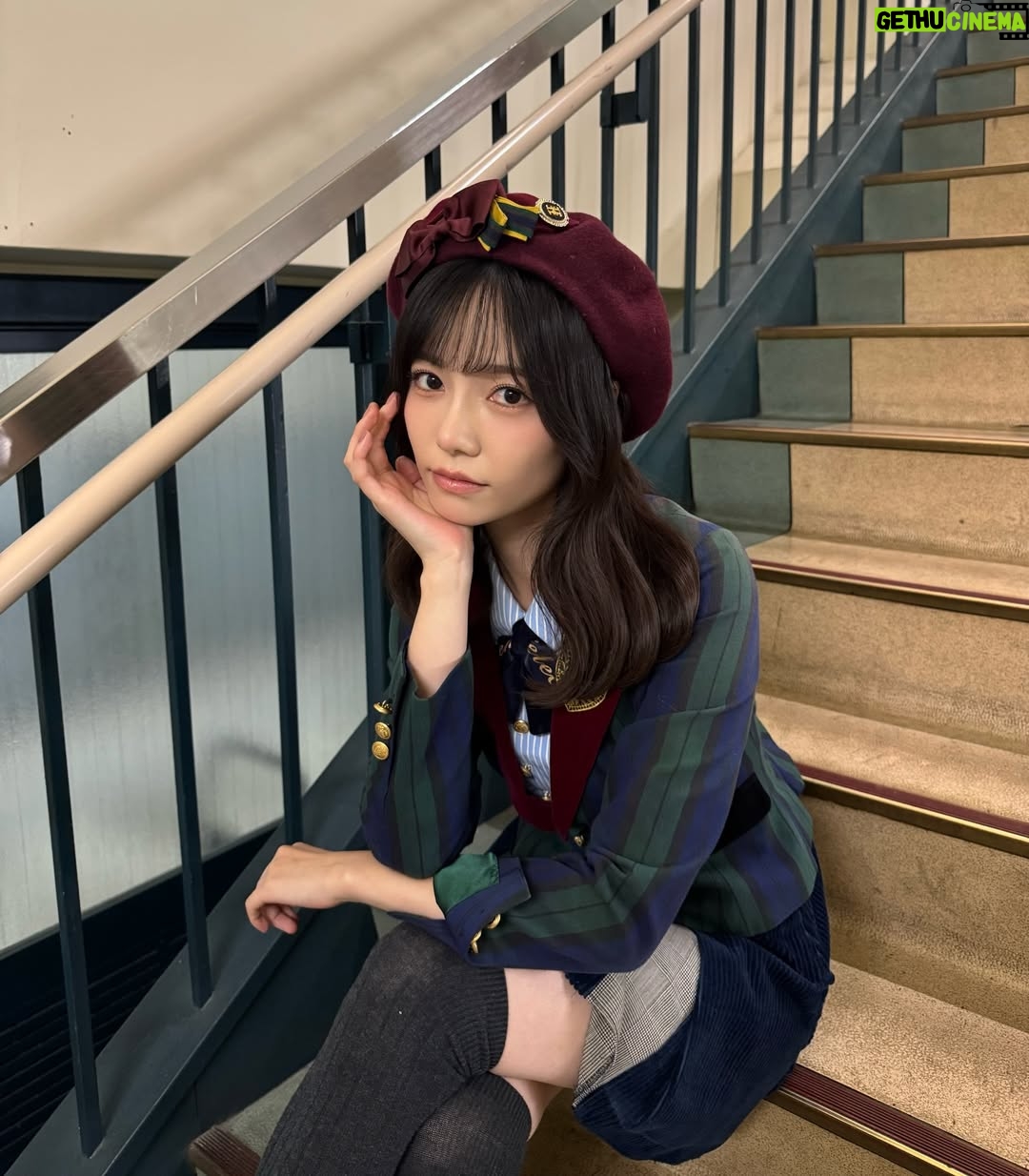 Haruka Shimazaki - 86.6K Likes - 13年前の今日、私にとって特別な曲「永遠プレッシャー」が発売されました。
そんな日にじゃんけん大会の会場でもあった日本武道館で、この曲を歌えたことに、奇跡みたいな縁を感じています。
AKB48、20周年おめでとう！！

Hair & Makeup @ru.025h 
メイクは令和のアイドルメイクにしていただきました✨
まつ毛は一本ずつつけまつ毛で、感動🥺
写真は無加工にしたので是非メイクの参考にしてみてね！

#AKBは青春ですin武道館