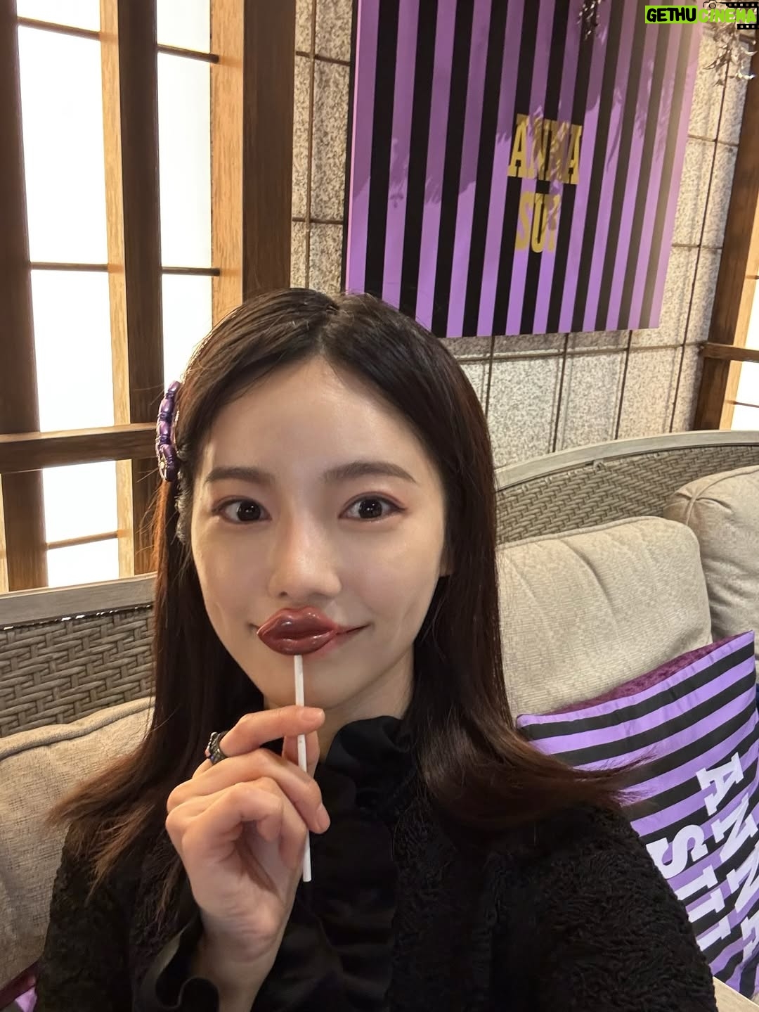 Haruka Shimazaki - 13.4K Likes - 母とANNA SUIのアフタヌーンティー🫖💜
🎀のANNA SUIのリングは母のおさがり

@annasui @stringsomotesandoh
#アナスイ #アナスイアフタヌーンティー
#ザストリングス表参道 #アフタヌーンティー
