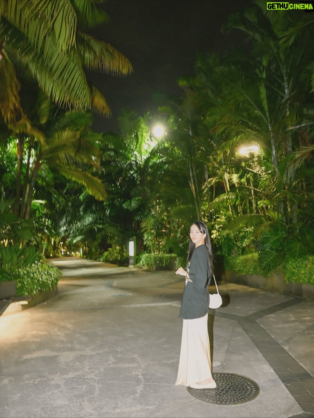 Haruko Nagaya - 21.2K Likes - Singapore 𓈒𓏸✰︎
I came back here as an artist for the first time since I was a high school student.
I’m truly happy to create new memories here.
