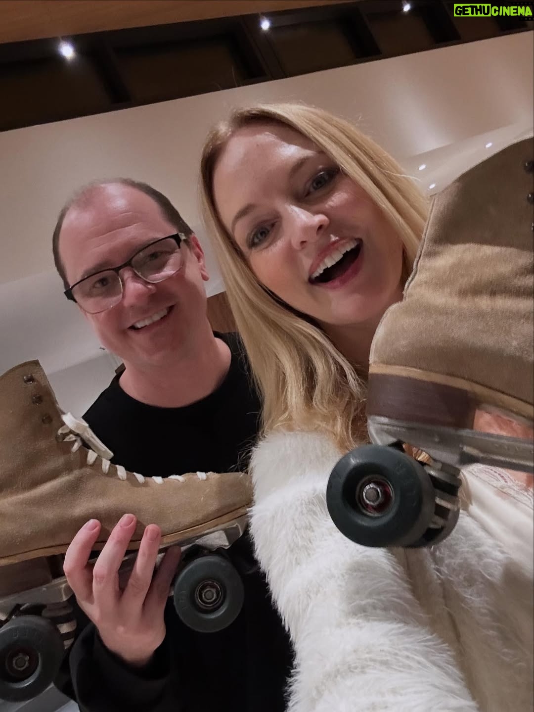 Heather Graham - 113.5K Likes - I’m so excited I got to work with @flanaganfilm and the talented cast and crew on @stephenking’s Carrie🩸for @primevideo . 

And @flanaganfilm has the original Rollergirl rollerskates from Boogie Nights!!!
So I was reunited with my Rollergirl skates as you can see in these photos. Good memories… 🛼🛼💕

We shot the Carrie tv series in Vancouver. Have you been? I think it’s one of the most beautiful cities. I’m obsessed with the bike path in Stanley Park. 🚲🍁
The food there is good… 
🍁❤️🍣🚲🇨🇦✨🌈🛼

#vancouver #carrie #boogienights #rollergirl #bike #bikegirl #bikeride #stanleypark
