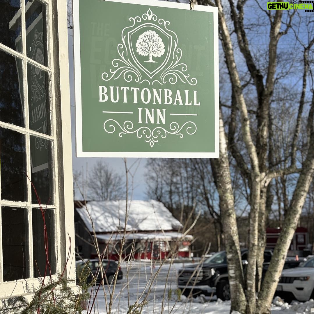 Heather Thomson - 311 Likes - ✨🎉 Wishing you a little sparkle and a Happy Holiday week from ButtonBall! 

As we toast the season and look toward the New Year we’re filled with excitement for what’s ahead—new moments, new music, and new memories. 🥂🌟 

Cheers to a bright and beautiful 2026!

Wishing you a joyful holiday week! 

#ButtonBallInn #HolidayCheers #NewYearEnergy
#ButtonBall #HolidayJoy #CheersTo2026 
#dontbesolastyear
#BrightDaysAhead  #happyholidays