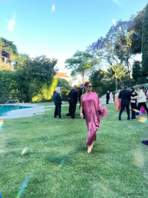 Helena Isabel Patricio Instagram - Oh sweet June 💕
1 - Não escolham lookinhos que amarrotam facilmente para uma boda!
Muito menos o escolham a 2 h do casamento 😂
2 - Sintam-se bonitas 🌷
3 - Casei uma amiga de infância 💝
4 - Narrativa de um término!
5 - Lugar cativo no office all week!
6 - Fui à Avenida ver das modas!
7 - Deus abriu-me uma janela 🪄
8 - Espécime de Labubu L.V ao preço de um rim!
9 e 10 - Filhas queridas ❤️ 🐶
10 - Beautiful jewels from 🇧🇷
11 - Living this soundtrack .