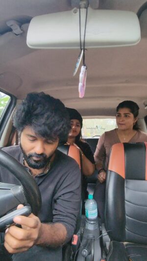 Hema Dayal Instagram - 🤣🤣 watch till end 
VC: @call_me_madowl
 #anuselva #hema #hemadayal18 #hemadayal #insta #instamood #instalike #vadivel #comedy #yercaud #funny #explore #friends #nature #salem #goundamani #comedyvideos