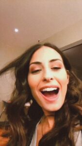 Hiba Tawaji Instagram - whistle notes kind of day 🎵🙃

#hibatawaji #هبه_طوجي