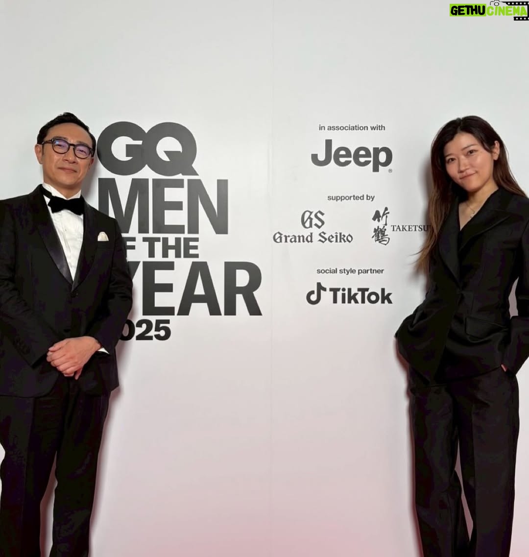 Hiccorohee - 11K Likes - GQ MEN OF THE YEAR 2025
東京03の角田さんと共にMCを務めさせていただきました

受賞されたみなさん、おめでとうございます！
そしてご覧くださったみなさん、ありがとうございました！

今年を彩った皆さんをお迎えして、まさに今年の顔の祭典
自分が受賞させていただいた時のことも思い出したりなんてして
また今回こういう形でGMOTYに携わらせていただけて光栄でした

お問い合わせをたくさんいただいたスーツは @gucci さん
今回、スーツ、ハイヒール、ジュエリーと衣装スポンサードしてくださりました
わしみたいなもんがすみません。それから本当に申し訳ありませんでした。(詳しくはラジオで…)

GQ JAPAN のYouTubeで授賞式、授賞パーティーの様子がご覧いただけます
ぜひご覧ください！

#gqmenoftheyear2025
@gqjapan @gq