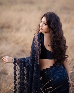 Hima Bindhu Instagram - Stylist & shoot curator @nirmala__fashion_stylist 

Makeup artist @sathyamakeupartistry_ 

Photogapher @xposurestudio.in 

Saree @up.style_23 

Jewllery @gold_copy1486

Blouse @f2f_designerboutique

Assistant stylist @stylingbyajay
