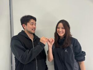 Hirona Yamazaki Instagram - #舞台
「#キャッシュオンデリバリー」
本日より開幕です
劇場でお待ちしております。

エリック役の #井口理 さんと