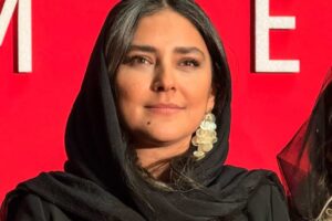 Hoda Zeinolabedin Instagram - اختتامیه جشنواره جهانی فجر 
@amirsadeghian_ 
@aminghaasemiii 
عکاسان عزیز 🙏🏻🌷