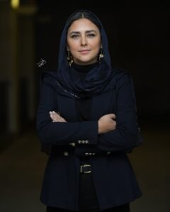 Hoda Zeinolabedin Instagram - قدر دان هيئت داوران و عشق ِ مردم هستم كه با اعتمادشون اين لحظه رو ساختن. اين جايزه بدون شما معنا نداشت❤️

@soroushmn_ 📷