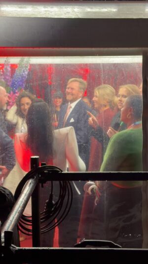 Holly Mae Brood Instagram - Amalia danst en zingt mee met @yvesberendse