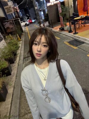 Hong Ji-yoon Instagram - 단발도 잘가구