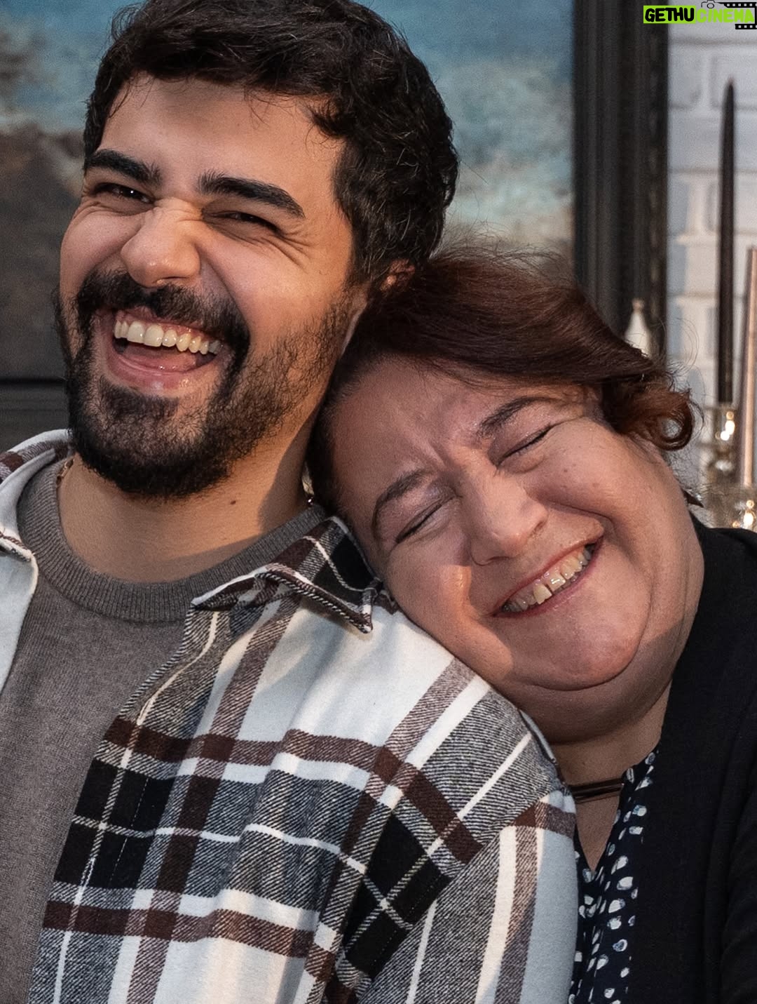 Hülya Duyar - 4K Likes - @oktayekinci_  #yakışılı  #oğlum @kirpimedya_  @sedat1kahraman  #dikeydizi 🫠♥️