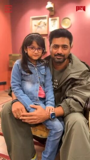 Idhika Paul Instagram - আমাদের গল্পের সাথে যদি আপনাদের গল্পের মিল থেকে থাকে, তাহলে আপনার বাবা-মায়ের সাথে কাটানো আপনার বিশেষ মুহূর্তগুলো আমাদের সাথে শেয়ার করুন 💛
আমাদের ট্যাগ করতে ভুলবেন না এবং #Projapati2 ও #PantaStory হ্যাশট্যাগ ব্যবহার করুন — আমরা সবচেয়ে হৃদয়স্পর্শী গল্পগুলো আমাদের সোশ্যাল মিডিয়ায় তুলে ধরব, যা আগামী প্রজন্মকে অনুপ্রাণিত করবে এমন সুন্দর সম্পর্কগুলোকে উদযাপন করার জন্য।

If our story resonates with you, share your own moments with your parents 💛
Tag us and use #Projapati2 & #PantaStory — we’ll feature the most heartfelt stories on our social media, to celebrate bonds that inspire generations to come.