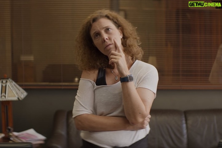 Ilse Salas - 6.7K Likes - Nos costó unos 6 años, muchas risas, lágrimas, discusiones, silencios, lecturas, locura,peleas, insomnio y un infinito “confiemos confiemos” .Imaginamos una ruta  y con quién andar y cada vez que alguien más se sumaba al viaje el sueño se hacía más
poderoso y más real. #LaLiberación 
Mis amigas, mis maestras, mis colegas …  siempre: GRACIAS.
