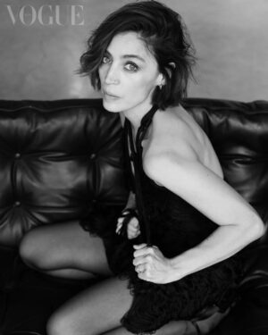 Ilse Salas Instagram - 👗 @ferragamo 💄@gusbortolotti 💇🏻‍♀️ @octavioleon 📸 @yvovenegas para 📖 @voguemexico