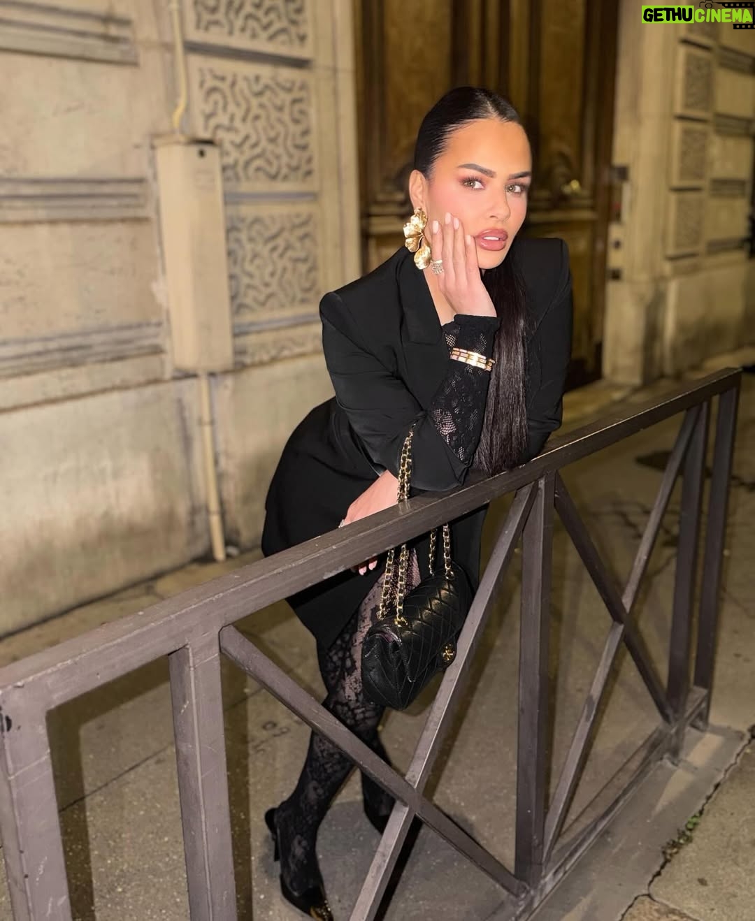 Inès Lee - 509 Likes - PVRIS BY NIGHT ✨ #fashionblogger#inspioutfit#parisbynight#fashionista
