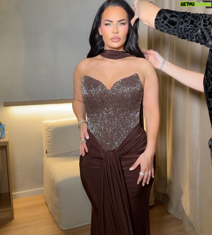 Inès Lee - 410 Likes - Robe : @diamonds_byhatimb makeup : @denisaabeauty  coiffure : @gshair_extensions  #shooting#wedding#modeloftheday#makeuplover