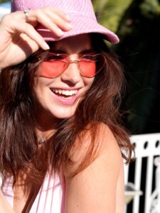 Actress Irina Antonenko HD Photos and Wallpapers October 2025