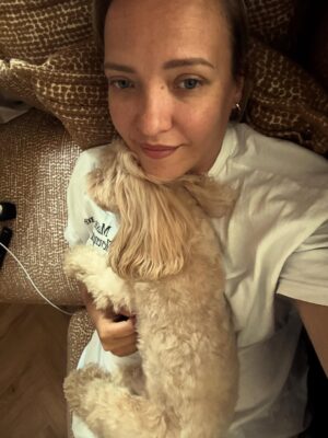 Irina Myagkova Instagram - Внимание. Толику сегодня 5 лет🤟🏽♥️ Анатолий Иринович, люблю сильнейше! Отмечать не будем, потому что он собака и не понимает😁