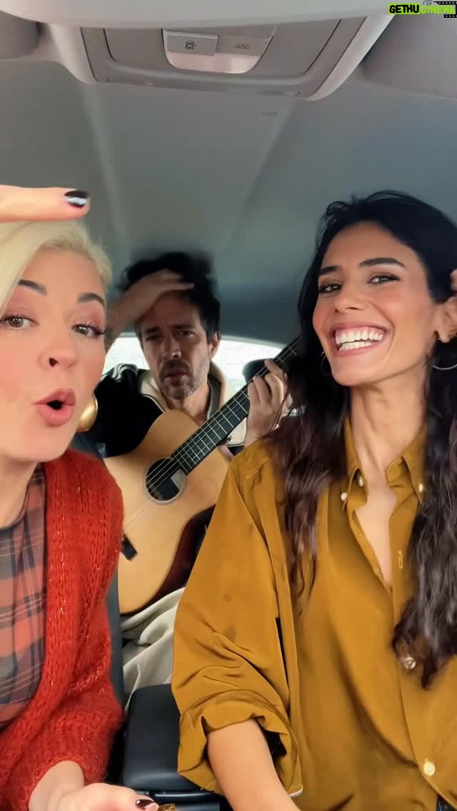Isabela Valadeiro - 6.7K Likes - Cantorias no carro Parte1.  com os mês queridos amigos @isabelavaladeiro e @paulo_vintem 💃🏼💃🏼💃🏼
Vrrrooom vrrooom ! 🔥🔥