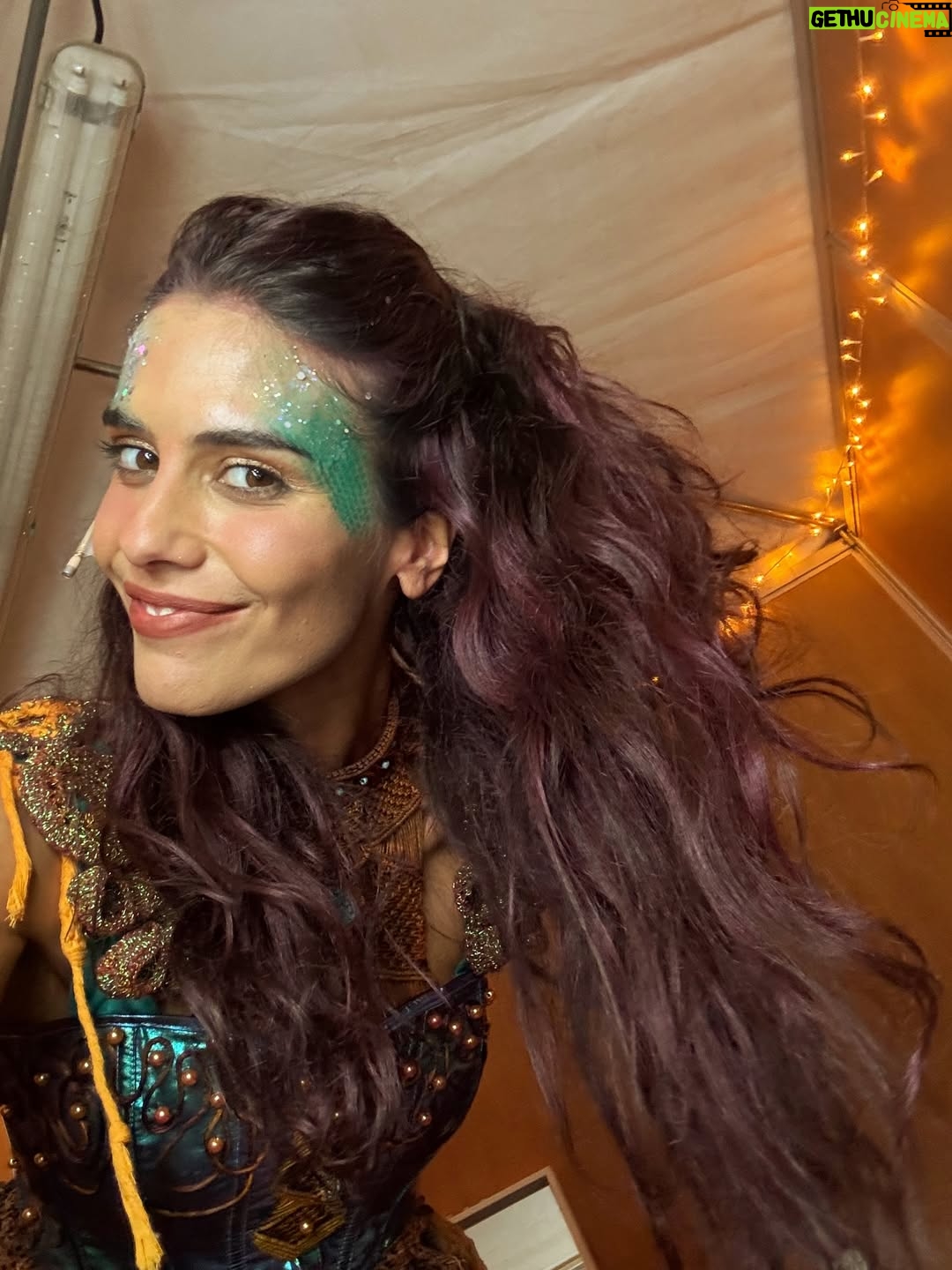 Isabela Valadeiro - 6.8K Likes - Mais um fim-de-semana no belo Porto com muitos espetáculos e desta feita com maravilhosas surpresas na plateia. Obrigada queridos amigos e amigas pelo vosso carinho e aplauso @maryyy_monteiro @joana_aguiar_ @hugofreitas.hairmake @eestebam @marlenesbc love you all ♥️
Obrigada, ainda, pela estadia ao carregado de história @cenicaportohotel que em tempos foi casa para a companhia de teatro Modestos e que hoje tem uma sala de espetáculos disponível para o efeito.
E por fim, obrigada ao meu @fiat_pt, comigo para todo o lado.

#pub
