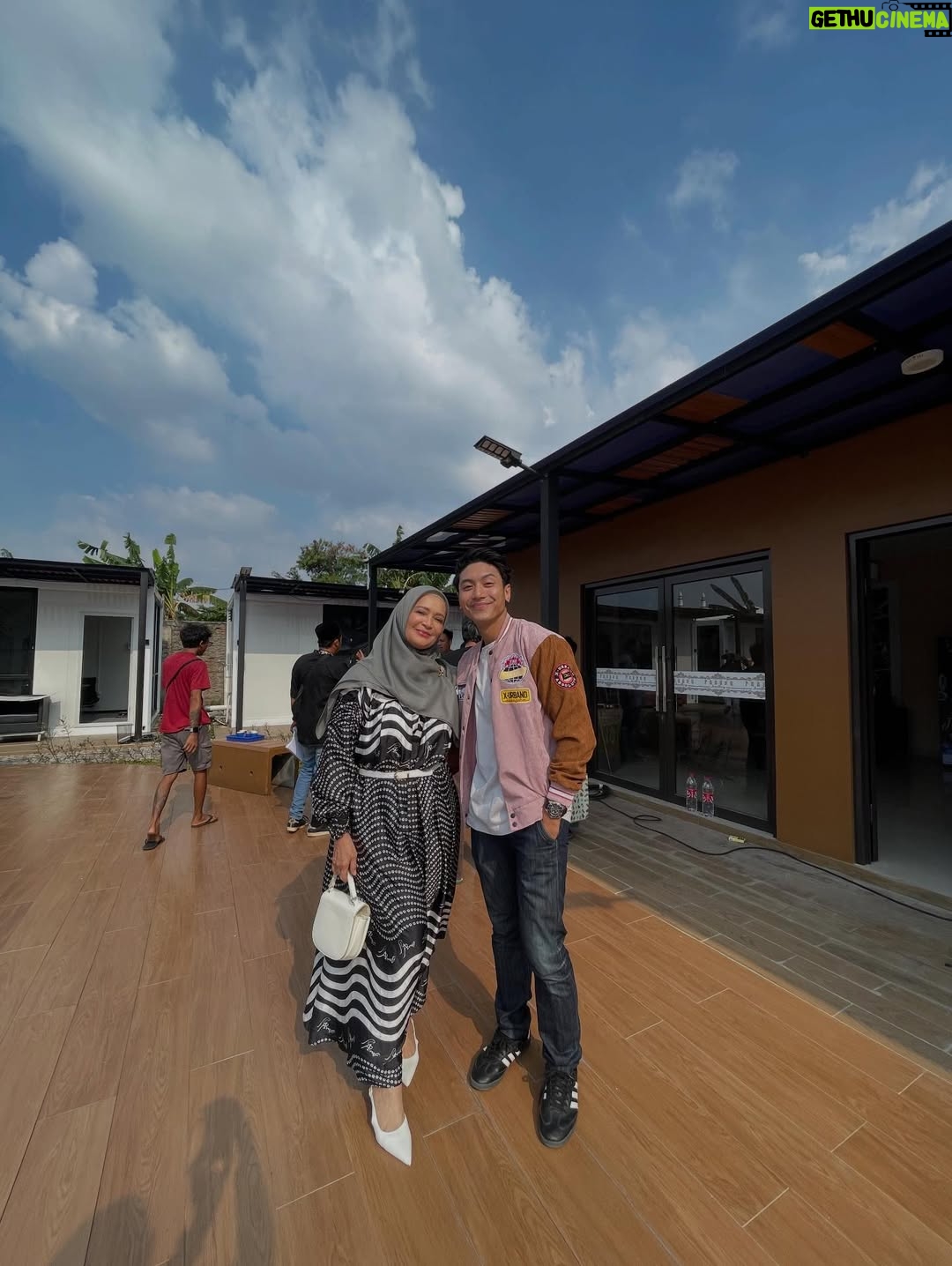 Ivanka Suwandi - 3.4K Likes - Ipar adalah Maut the Series di @mdtv  and @netflixid ❤️‍🩹❤️‍🩹❤️‍🩹