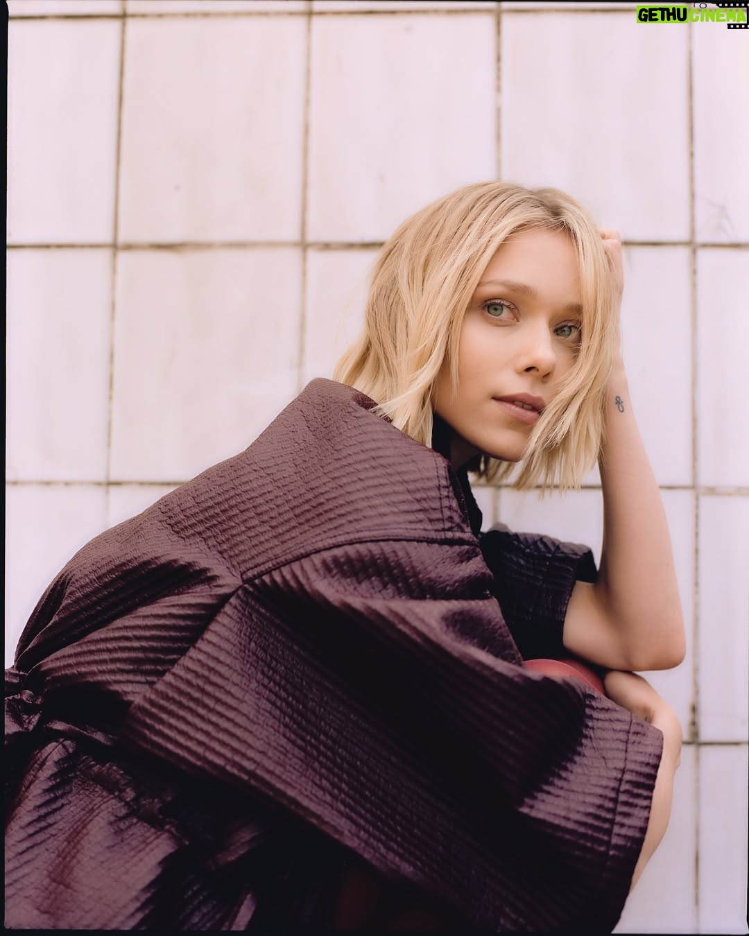 Ivanna Sakhno - 48K Likes - SCHÖN🎪🪁 

Had the most whimsical day running around London. Thank you for having me x

photography. Hannah Cosgrove
interview. Naureen Nashid
styling. Kate Sinclair
hair. Sophie Sugarman
make up. Brooke Simons
creative production. Clara La Rosa