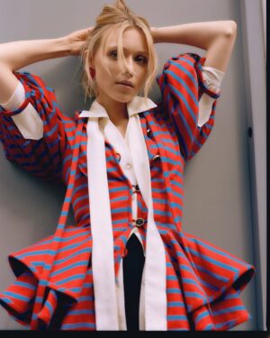 Ivanna Sakhno Instagram - SCHÖN🎪🪁 

Had the most whimsical day running around London. Thank you for having me x

photography. Hannah Cosgrove
interview. Naureen Nashid
styling. Kate Sinclair
hair. Sophie Sugarman
make up. Brooke Simons
creative production. Clara La Rosa