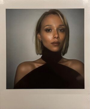 Ivanna Sakhno Instagram - ♥️ :) x
@nicky_yates @shaynagold @davidvoncannon