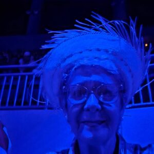 Ivonne Coll Instagram - Aqui con mi Pava viendo el Show del Conejo Malo #BadBunnys'last Show in PR#31stpresentation en el Choli🥰