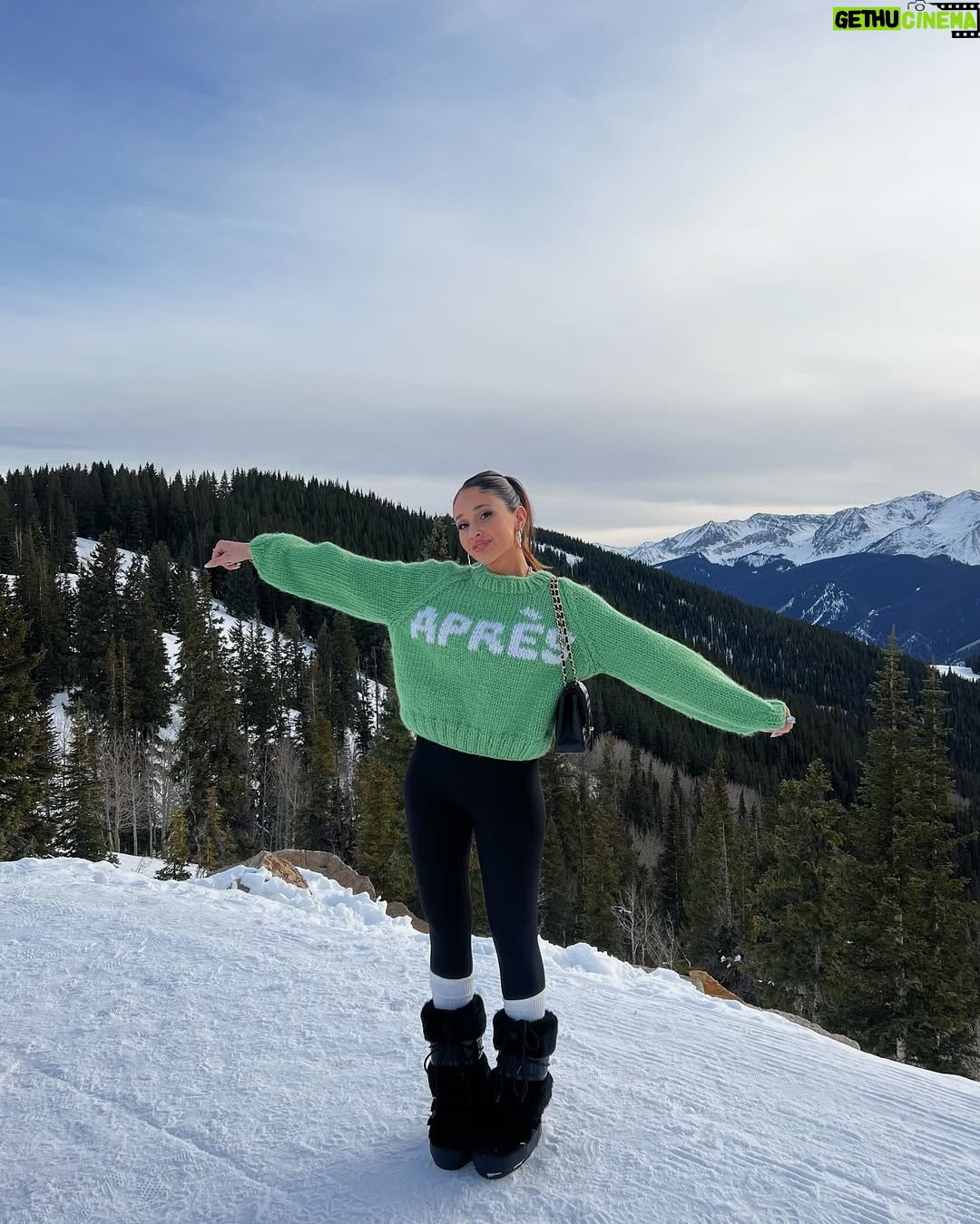 Jami Alix - 2.5K Likes - winter archives that make me feel all the giddy winter feels!!!! *and for the apres ski girls who literally only apres*