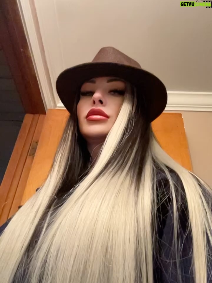 Jamie Szantyr - 6.5K Likes - Had to dedicate an entire post to @paigecool_hair for giving me the most amazing hair I have ever had and for getting me Hall of Fame ready! I had a vision for this hair, and she made it come to life and exceeded my expectations! 🔥

Her hair work is magic! Follow her, book her for a complete hair transformation in CT and Boston! My hair is the healthiest it’s ever been.

One of my most favorite people, ever. I always love being in her chair and so will you so hit her up! Thank you, Paige!! 💜💜

And @every1loveslindsey thank you for the HOF glam girl!! 💜😍 You nailed the exact look I was going for! Love you!!