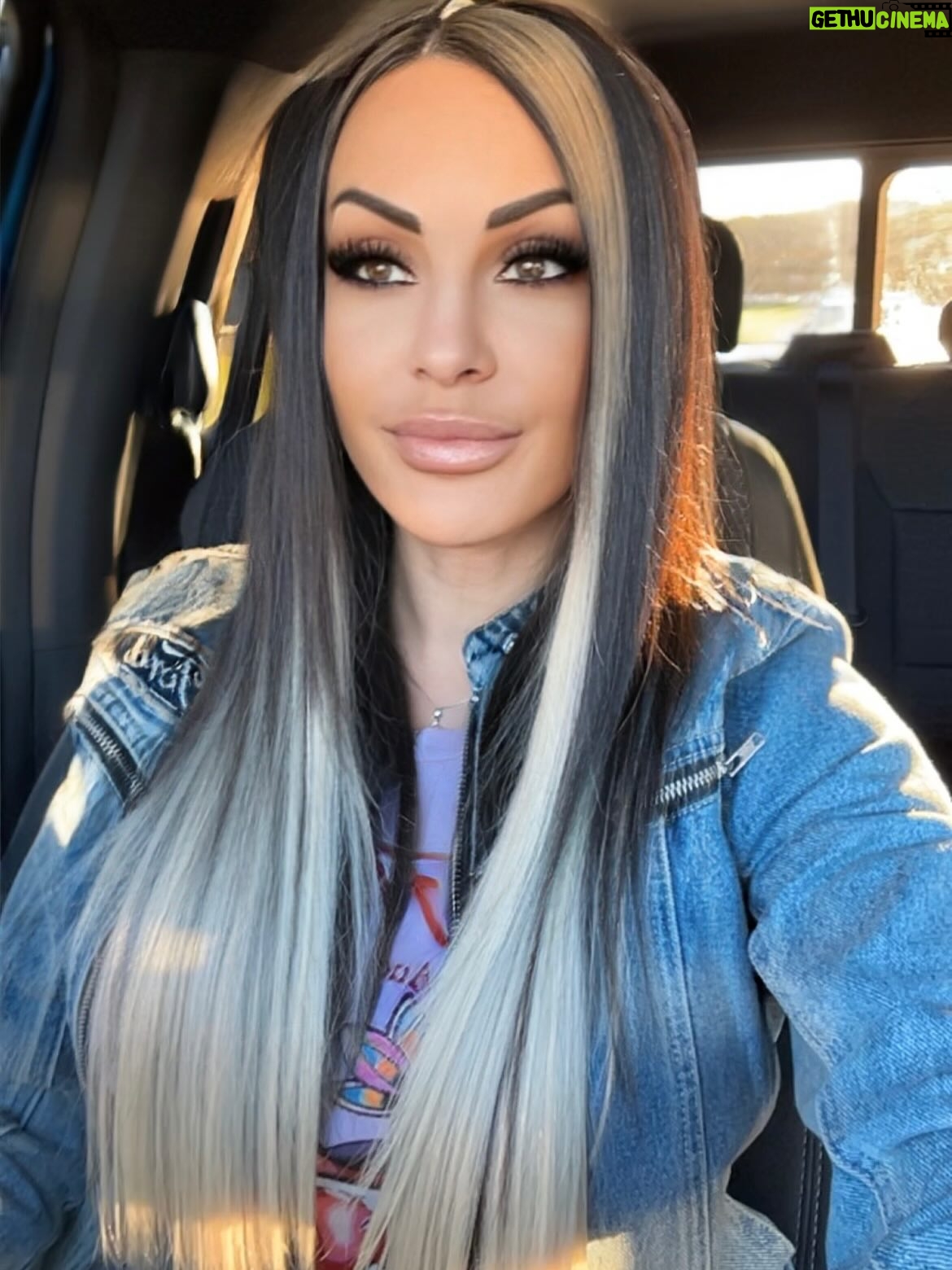 Jamie Szantyr - 6.5K Likes - Had to dedicate an entire post to @paigecool_hair for giving me the most amazing hair I have ever had and for getting me Hall of Fame ready! I had a vision for this hair, and she made it come to life and exceeded my expectations! 🔥

Her hair work is magic! Follow her, book her for a complete hair transformation in CT and Boston! My hair is the healthiest it’s ever been.

One of my most favorite people, ever. I always love being in her chair and so will you so hit her up! Thank you, Paige!! 💜💜

And @every1loveslindsey thank you for the HOF glam girl!! 💜😍 You nailed the exact look I was going for! Love you!!