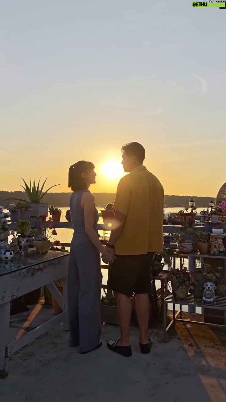 Jeanette Aw - 16.3K Likes - 七夕见证
不离不弃

#一路惊魂 #HighwayToSomewhere