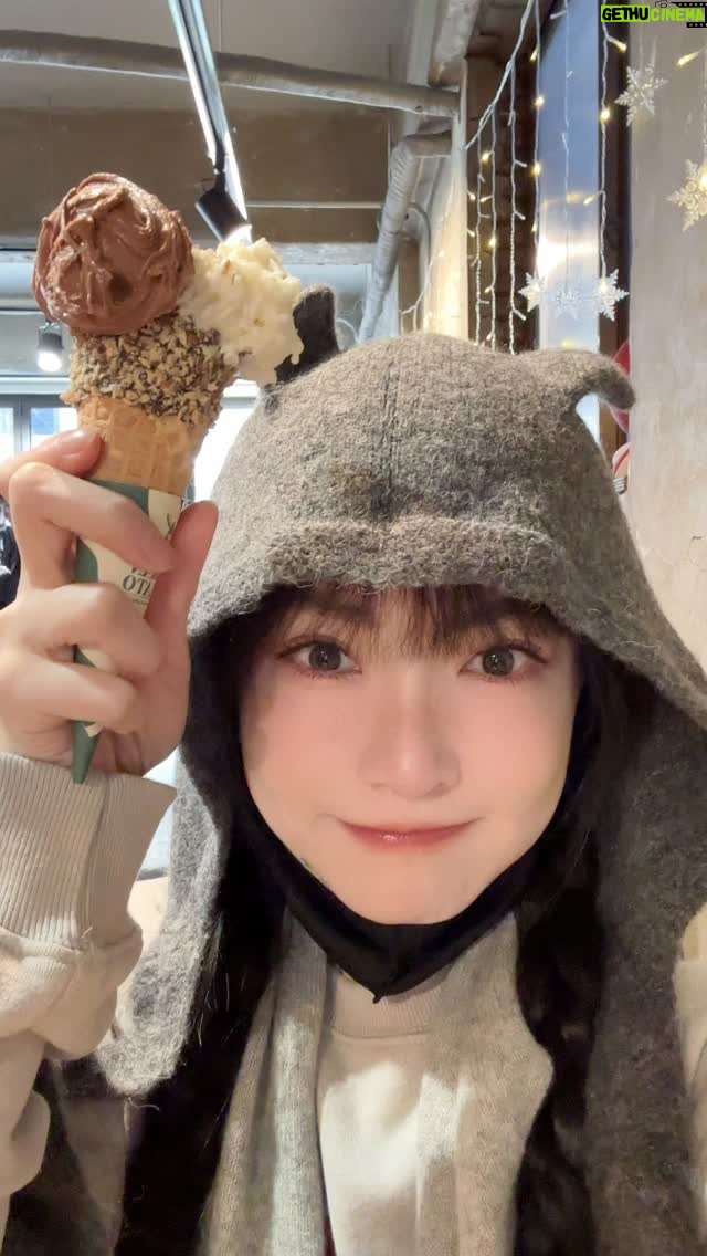 Jeannie Hsieh - 6.6K Likes - 冬至送你們冰淇淋10連拍🤪 #冬至快樂 
#icecream #🍦
