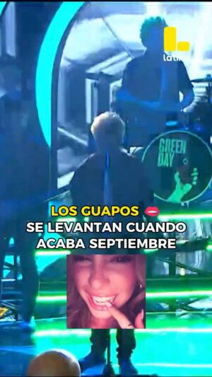 Jely Reategui Instagram - 🤟🎸 QUE VIVA EL ROCK (SE ME JUNTARON LOS GUAPOS) 💋 | YO SOY

👉🏽 No te pierdas #YOSOY , ahora de lunes a sábado a las 9:00 pm ✨️ por Latina ⭐️ Mira #YoSoy2025🤟🎸