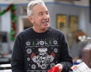 Jenna Elfman Instagram - 🎄🎄New @shifting_gearsabc episode WEDNESDAY NIGHT!!! 8/7c on ABC, then Hulu. 🎅🏽 It will definitely get you into the holiday spirit! #shiftinggears #shiftinggearsabc