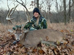 Jennie Finch Instagram - I “officially” don’t just wear camo anymore.!!!🦌🎯Filling the freezer.!!