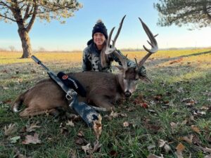 Jennie Finch Instagram - I “officially” don’t just wear camo anymore.!!!🦌🎯Filling the freezer.!!
