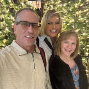 Jennifer Gimenez Instagram - We felt very fortunate to have taken Mackenzie to @westfieldcenturycity mall to have a #Santa excursion. It was truly an amazing experience. We had the best time. To see Mackenzie‘s eyes light up of excitement is priceless. It was so interactive and so cool. The elves were so great with all of us and Mrs. Claus and Santa Claus were unbelievably amazing and they  gave us some amazing quality time with them. It’s a very intimate and fun experience. @timryandopeman and I are truly fortunate to have Mackenzie with us full-time and we get to experience life as a family. 
Wishing you and your loved ones a very merry holiday season and a happy new year. 
oh PS on a sidenote Mrs. Claus was so dope. She started doing #67 with Mackenzie. It was hilarious!
🎅🧑‍🎄🎄🙌🥰🎉💋🤍🕊️🌲