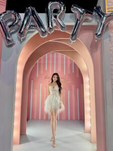 Actress Jenny Cheng HD Photos and Wallpapers December 2025