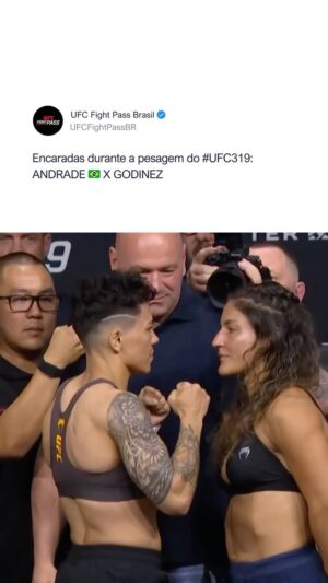 Jéssica Andrade Instagram - Encarada de Jéssica Andrade durante a pesagem do #UFC319 🇧🇷🔥

🗓️ Amanhã, assista o evento ao vivo no UFC Fight Pass, a partir das 19h. Assine agora pelo link na bio!

#ufcfightpassbr #ufcbr